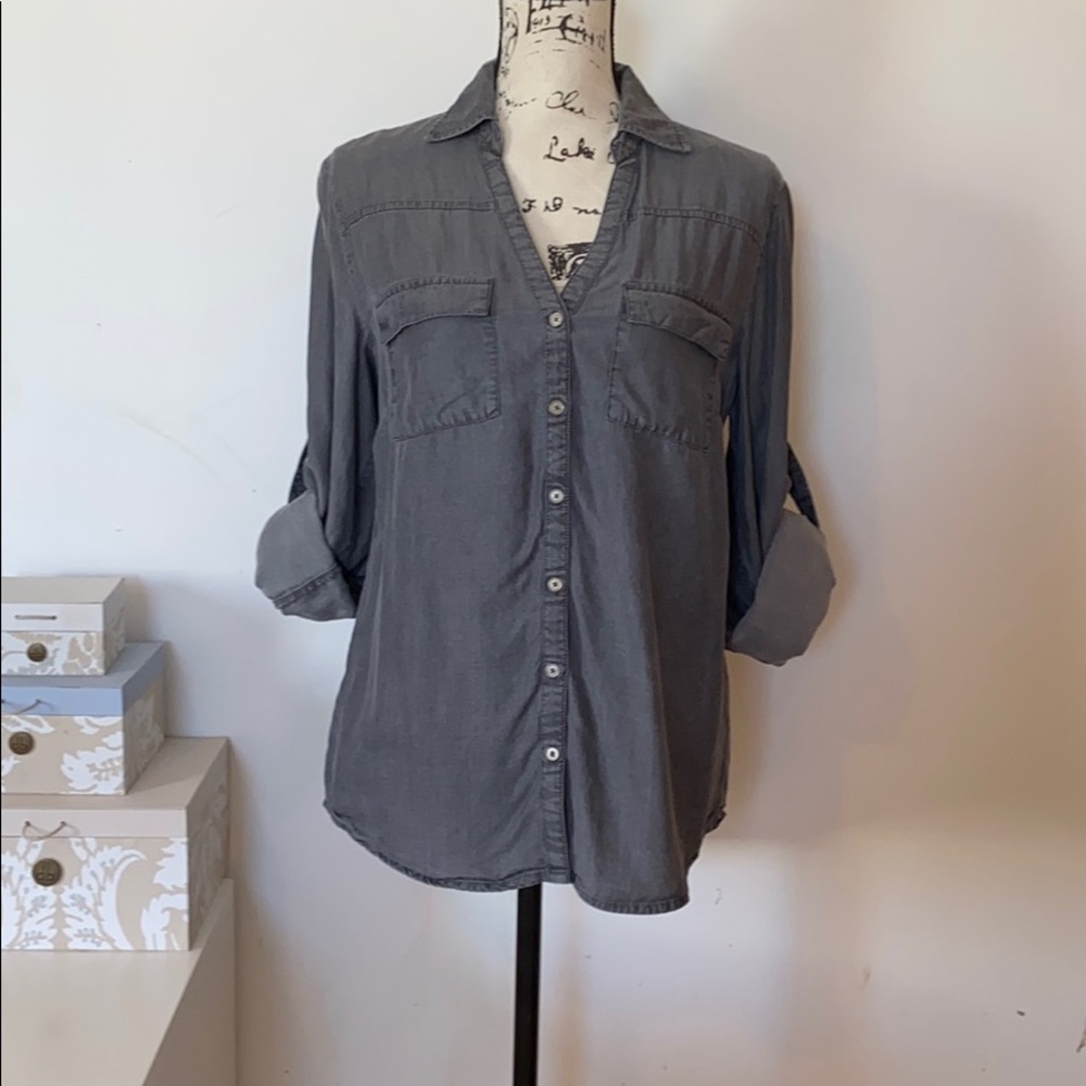 New York and Company gray button down shirt - Picture 3 of 8